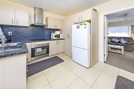 Photo of property in 1/5 Great South Road, Manurewa, Auckland, 2102