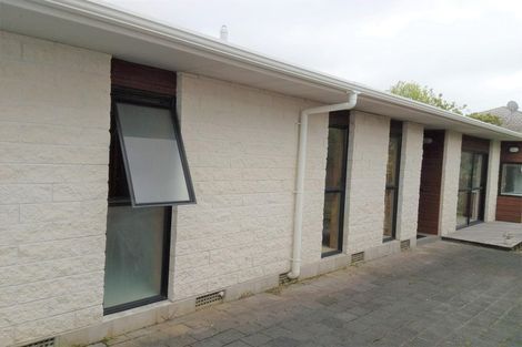 Photo of property in 1/35 Gordon Avenue, Forrest Hill, Auckland, 0620