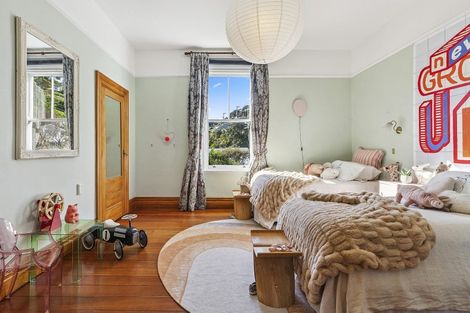 Photo of property in 52 Ira Street, Miramar, Wellington, 6022