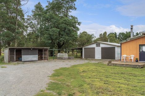 Photo of property in 1822 State Highway 2, Tauwharenikau, Greytown, 5794