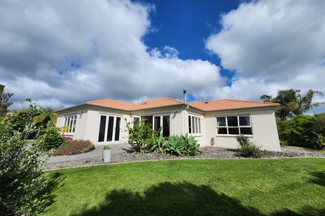 Photo of property in 1095 Queen Street East, Levin, 5571