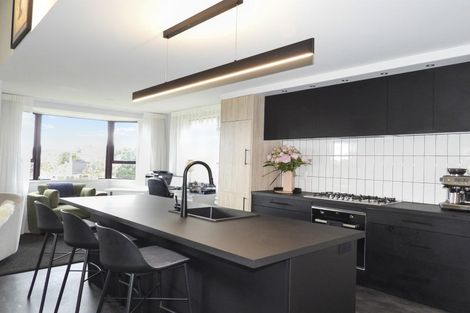 Photo of property in 37 London Street, Hampden, 9410