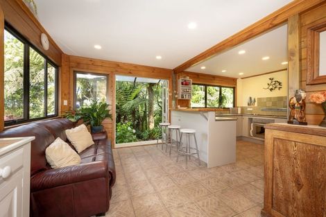 Photo of property in 191 Carter Road, Oratia, Auckland, 0604