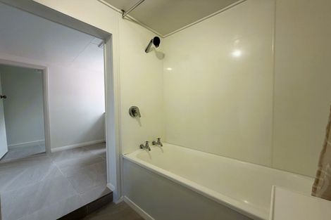 Photo of property in 15 Threadneedle Street, Greymouth, 7805