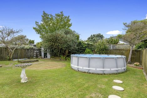 Photo of property in 5 Moana Grove, Waiwhetu, Lower Hutt, 5010