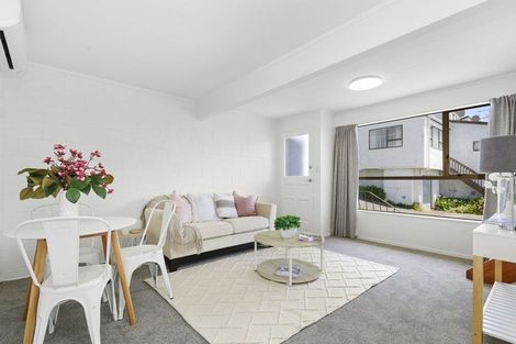 Photo of property in 1/29 Main Road, Tawa, Wellington, 5028