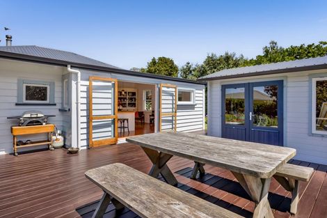 Photo of property in 53 Fox Street, Opunake, 4616