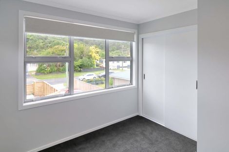 Photo of property in 4d Horoeka Street, Stokes Valley, Lower Hutt, 5019