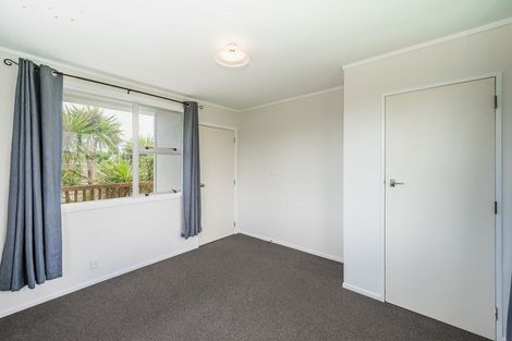 Photo of property in 4 Eatwell Avenue, Paraparaumu Beach, Paraparaumu, 5032