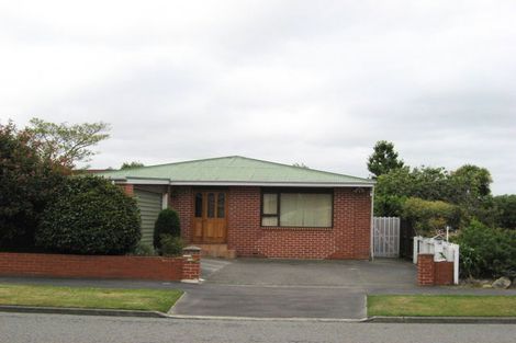 Photo of property in 14 Birkenhead Street Avonhead Christchurch City