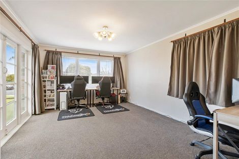 Photo of property in 1/4 Royal Arch Place, Rosehill, Papakura, 2113