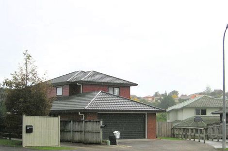 Photo of property in 1/42 Headcorn Place, Botany Downs, Auckland, 2010