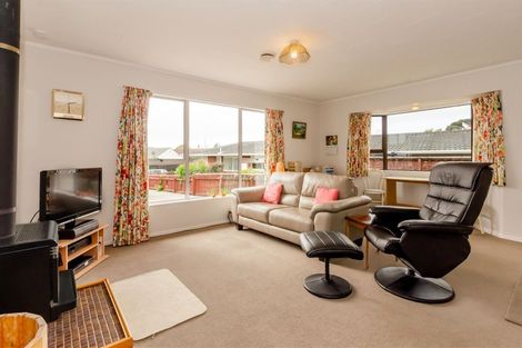 Photo of property in 70b Eatwell Avenue, Paraparaumu Beach, Paraparaumu, 5032