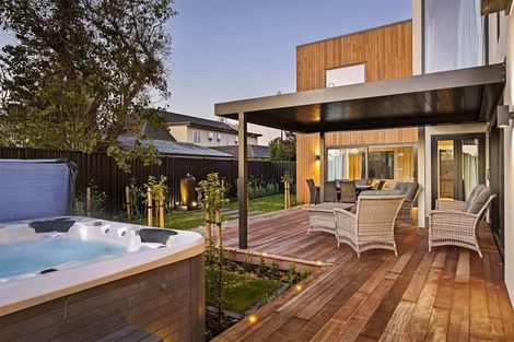 Photo of property in 30b Glandovey Road, Fendalton, Christchurch, 8052