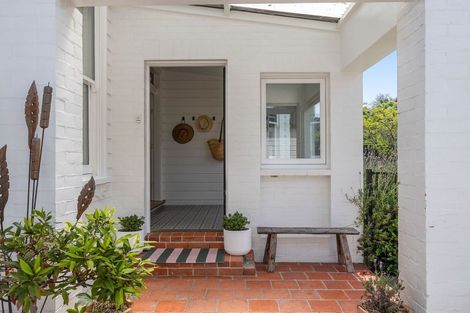 Photo of property in 1/140 Toi Toi Street, Toi Toi, Nelson, 7010