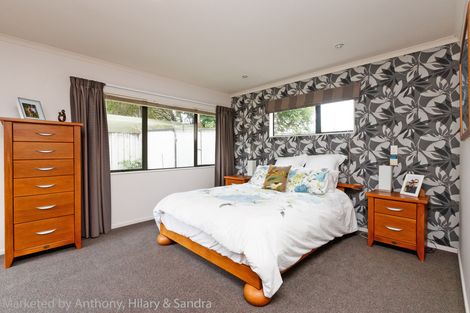 Photo of property in 3 Astrid Court, Awapuni, Palmerston North, 4412