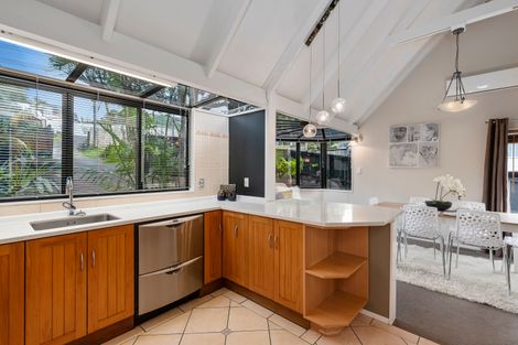 Photo of property in 29 Glencoe Road, Browns Bay, Auckland, 0630