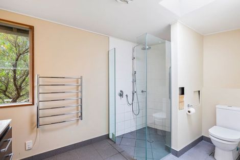 Photo of property in 17 Major Durie Place, Waikanae Beach, Waikanae, 5036