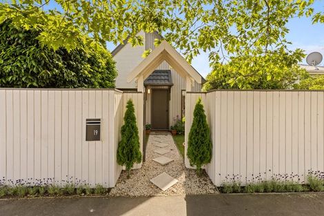 Photo of property in 1/19 Trafalgar Street, St Albans, Christchurch, 8014