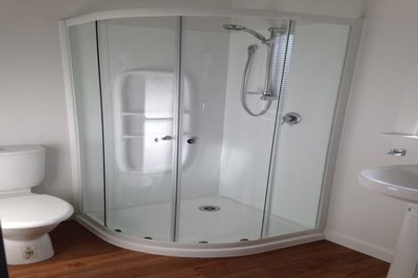 Photo of property in 99 Avonhead Road, Avonhead, Christchurch, 8042