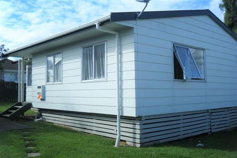 Photo of property in 2/119 Flat Bush Road, Clover Park, Auckland, 2023