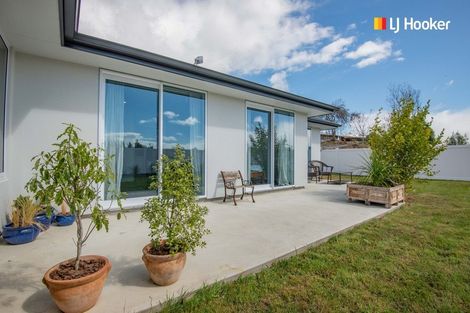 Photo of property in 18 Mallard Drive, Waihola, Outram, 9073