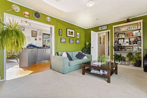 Photo of property in 9 Flaxdale Street, Birkdale, Auckland, 0626