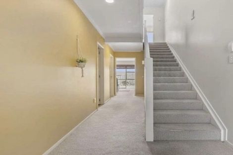 Photo of property in 4 Lime Crescent, Papakura, 2110