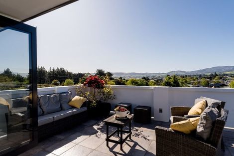 Photo of property in 214 Gladstone Road North, Mosgiel, 9024