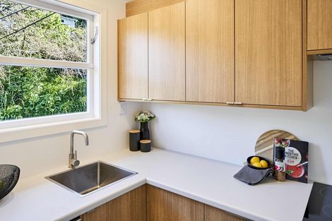 Photo of property in 1/24 Crieff Street, Northland, Wellington, 6012