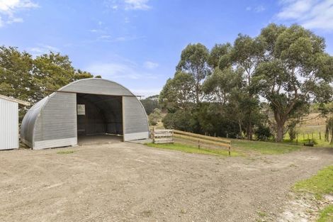 Photo of property in 237 Stoney Creek Road, Kaukapakapa, 0873