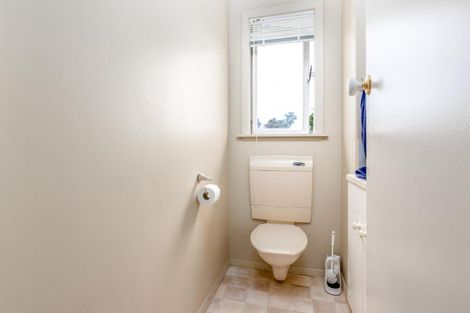 Photo of property in 29 Golf Road, New Lynn, Auckland, 0600