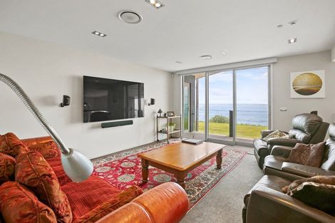 Photo of property in 15 Tiromoana Crescent, Bell Block, New Plymouth, 4312