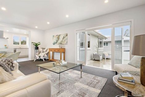 Photo of property in 45 Mcclintock Road, Massey, Auckland, 0614