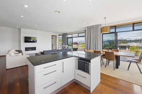 Photo of property in 6 Kestrel Lane, Kinloch, Taupo, 3377