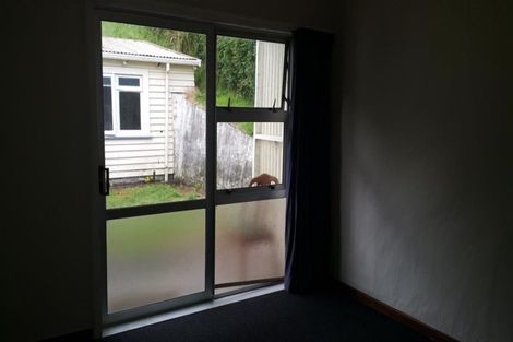 Photo of property in 113 Mangorei Road, Merrilands, New Plymouth, 4312