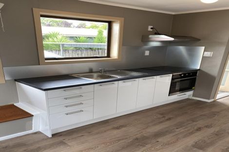 Photo of property in 4 Crescent Court, Melville, Hamilton, 3206