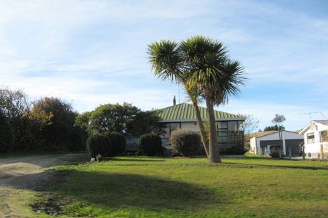 Photo of property in 16 High Street, Kakanui, Oamaru, 9495