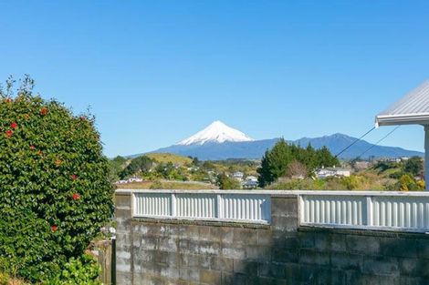 Photo of property in 6/44 Blagdon Road, Blagdon, New Plymouth, 4310