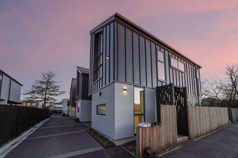 Photo of property in 202a Edgeware Road, Edgeware, Christchurch, 8013