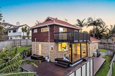 Photo of property in 10 San Fernando Way, Henderson, Auckland, 0612