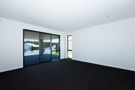 Photo of property in 35 Admiralty Drive, Haruru, 0204