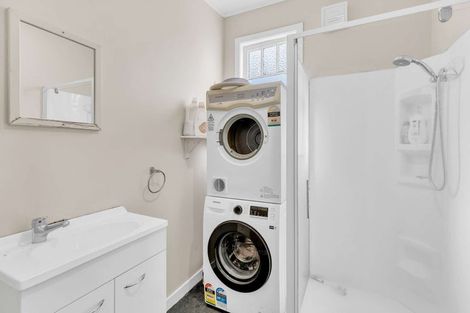 Photo of property in 194 Ferguson Street, West End, Palmerston North, 4412