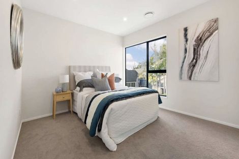 Photo of property in 47a Takutai Avenue, Half Moon Bay, Auckland, 2012