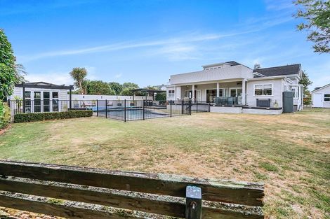 Photo of property in 9 Woodstock Road, Fairfield, Hamilton, 3214