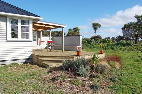 Photo of property in 126 Oneriri Road, Kaiwaka, 0573