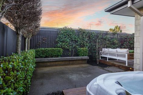 Photo of property in 183a Geraldine Street, Edgeware, Christchurch, 8013