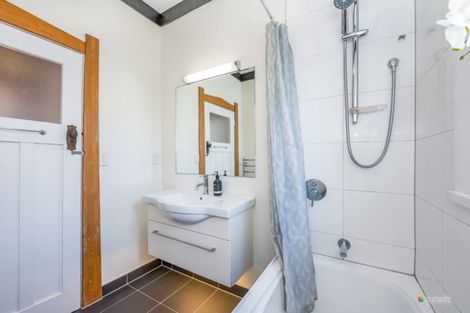 Photo of property in 8 Leighton Avenue, Waiwhetu, Lower Hutt, 5010