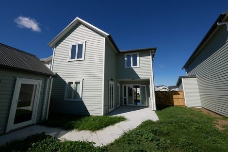 Photo of property in 12 Warbler Crescent, Papakura, 2110