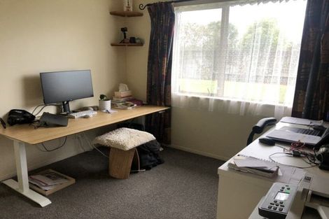 Photo of property in 7 Checkerberry Court, Henderson, Auckland, 0612